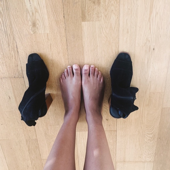 Black suede chunky heel from ALDO - Picture 5 of 6